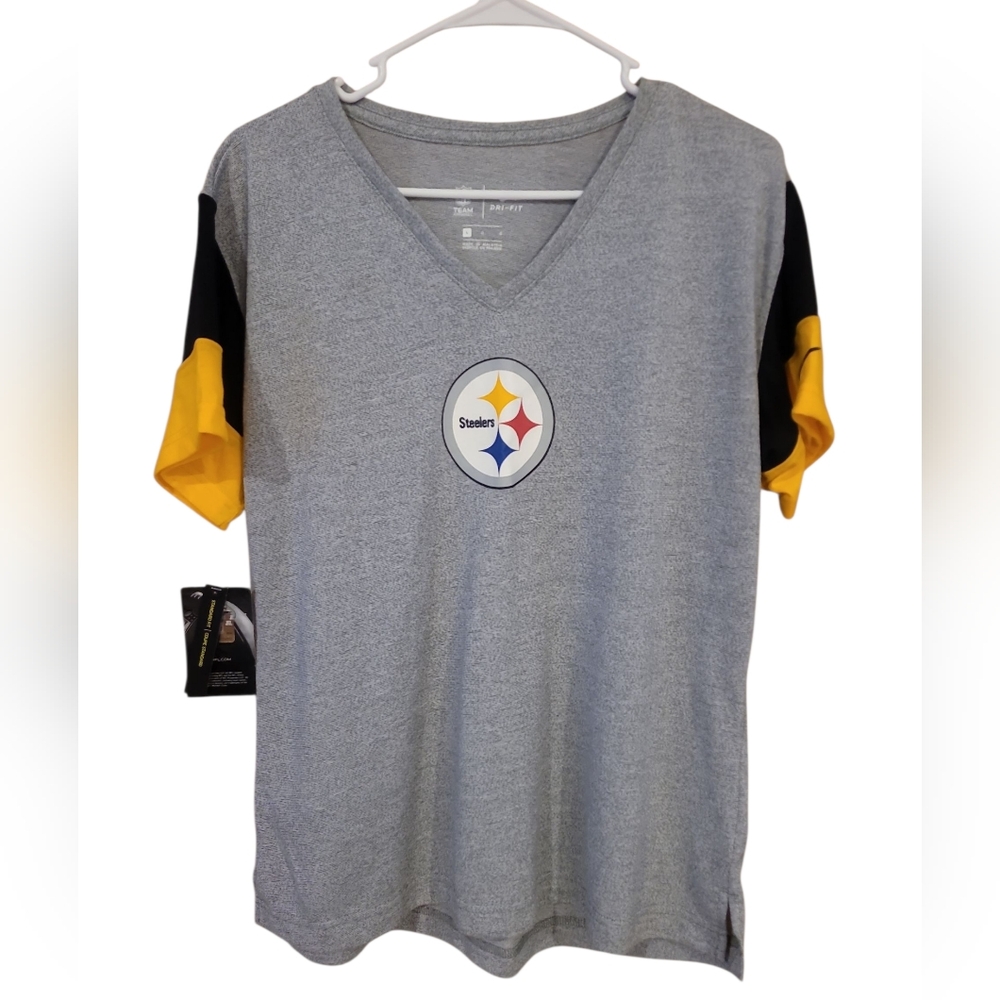 NWT NFL Nike Pittsburgh Steelers Women's Large V-Neck Shirt